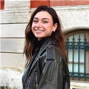 Jeune diplômée en Master de Droit, j’offre un soutien scolaire dynamique et approprié à vos besoins